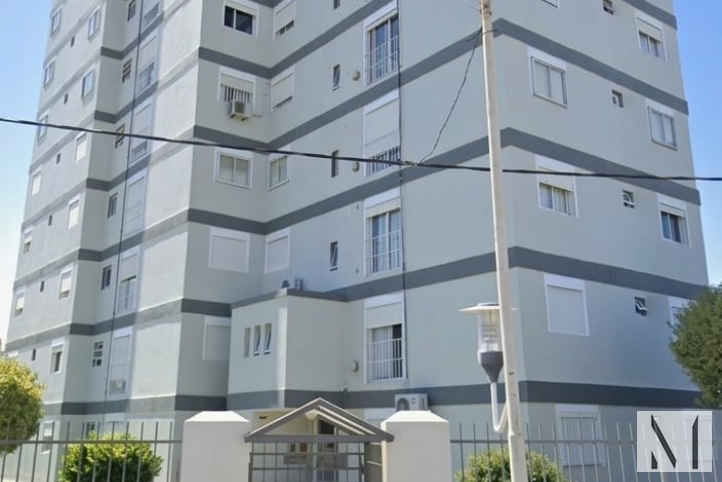 Depto 2 dorm amoblado con cochera — Yrigoyen
