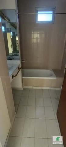 Depto 2 dorm, 85m² en 4° piso — Centro