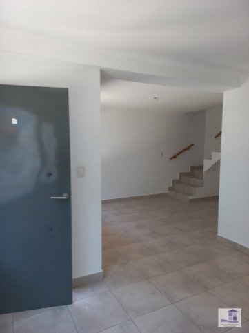 Depto 2 dorm, 70m² con cochera — Constitución