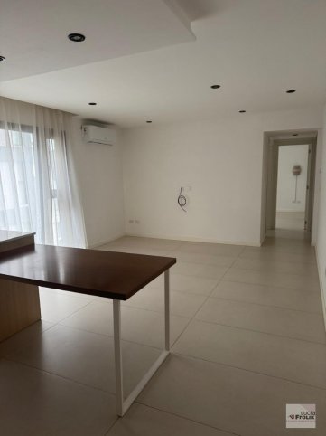 Depto 1 dorm, 60m² con cochera — Av Brasil