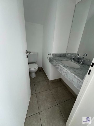 Depto 2 dorm, 80m² en alquiler — Artigas al 400
