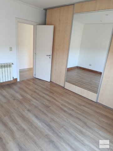 Depto 1 dorm, 65m² en Rivadavia 551 — admite mascotas
