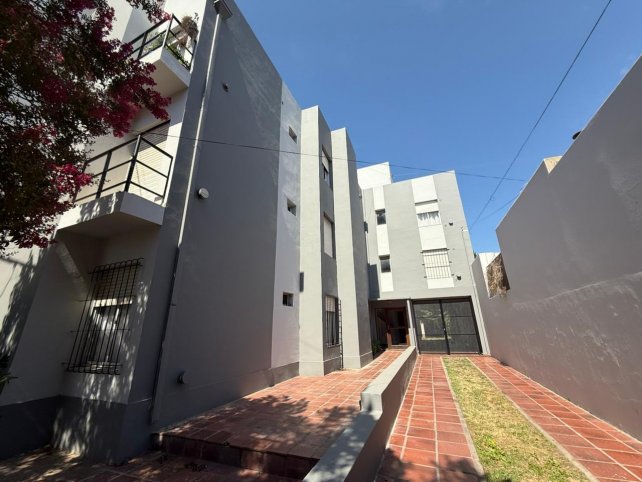 Depto 2 dorm, 55m² en Paz 164