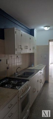 Depto 2 dorm céntrico — Alem al 600