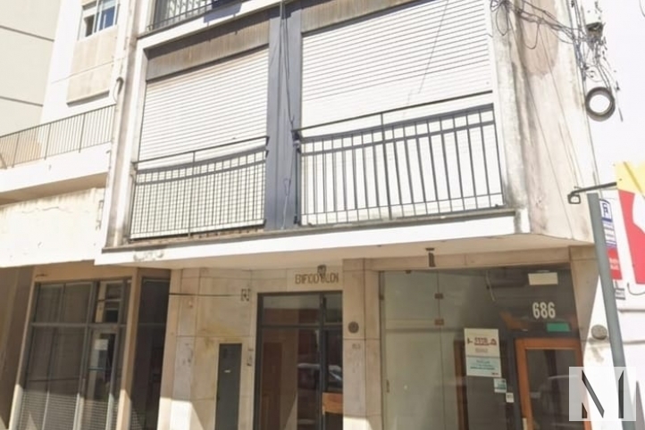 Depto 2 dorm céntrico — Alem al 600