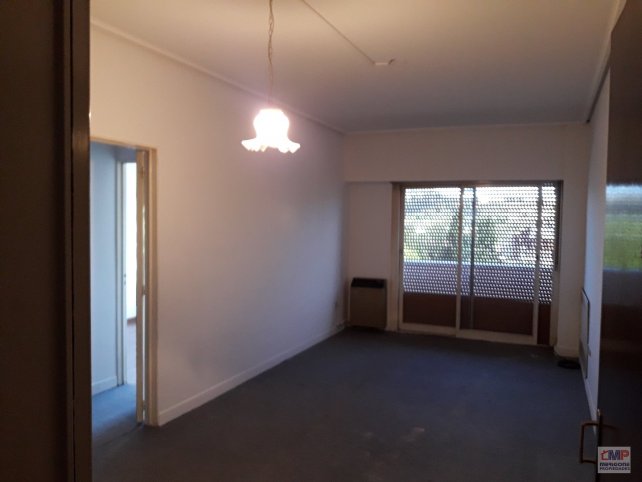 Depto 3 dorm, 80m² con garage — Centrico
