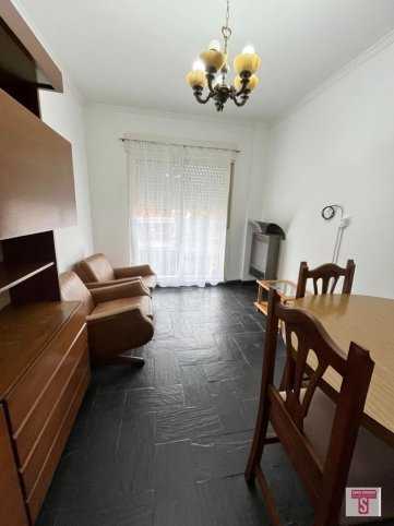Depto 2 dorm con cochera — Rodriguez al 100