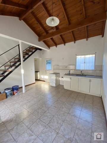 Depto 2 dorm, 750000 ARS en Av. Buzon y Sarmiento