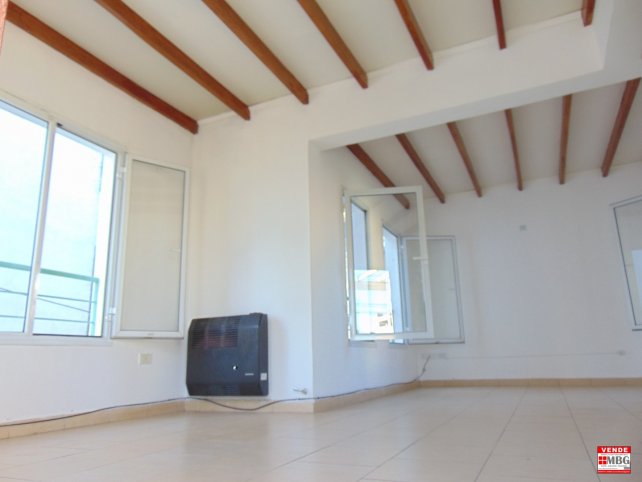 Depto 2 dorm, 110m² en Roca 477 — Ideal para estudiantes