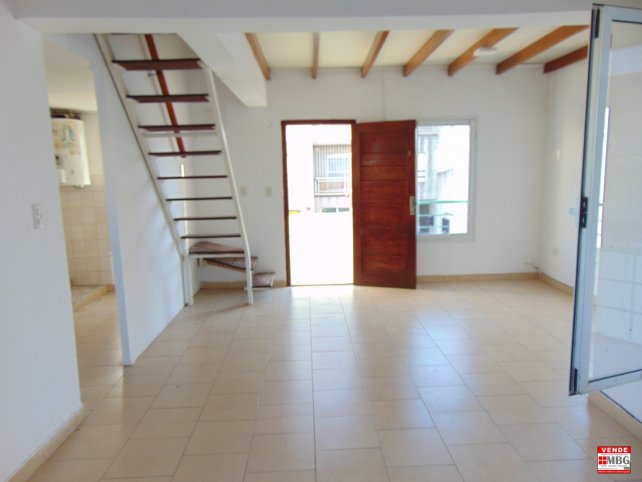 Depto 2 dorm, 110m² en Roca 477 — Ideal para estudiantes