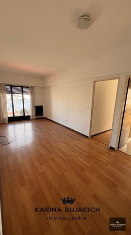 Depto 2 dorm en pleno centro con garage