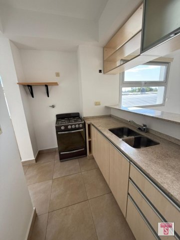 Depto 1 dorm en Las Heras al 900