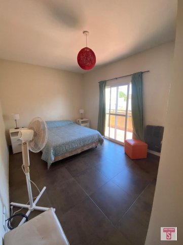 Depto 1 dorm, 1 baño, amoblado, primer piso — Garibaldi al 300