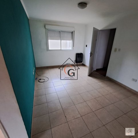 Depto 2 dorm, 60m² con cochera — Pellegrini 1321