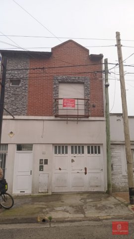 Depto 1 dorm, 41m² en planta alta — Pinto 1720