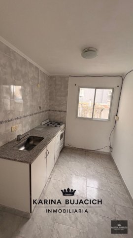 Depto en Alquiler 1 dorm, 1 baño, 1 garage, URIBURU 549