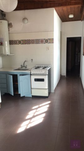 Depto 1 dorm en alquiler con terraza y parrilla