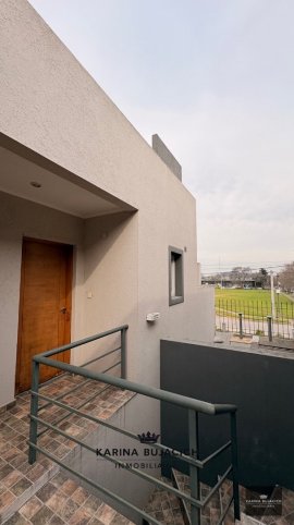 Depto 1 dorm con cochera — Italia 931