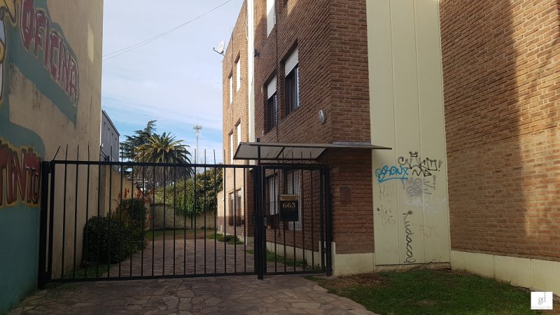 14 de julio 663 Piso 1ºB