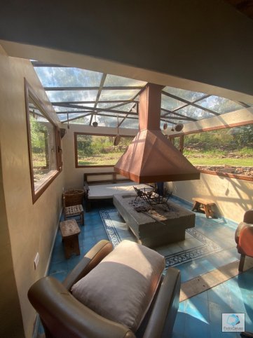 Casa quinta en Zona Uncas | Amplio lote y piscina