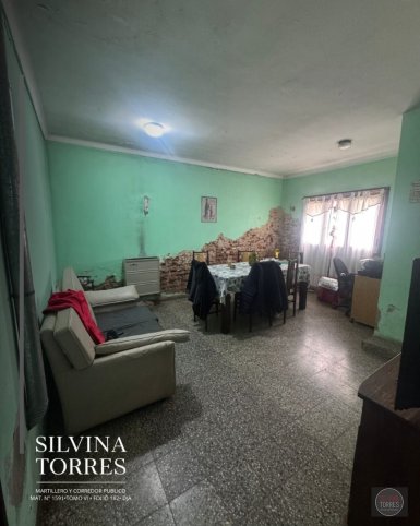 Casa en Aeronáutica Argentina 1600, 76m², 2 dorm, 1 baño