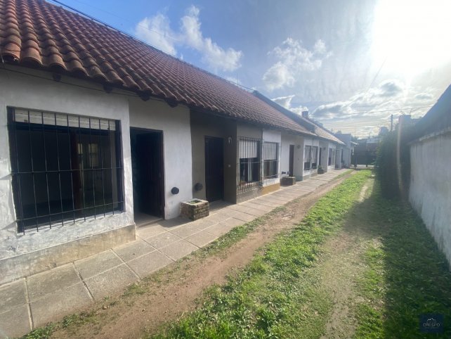 Dúplex con cochera y patio dentro de 4 Avenidas