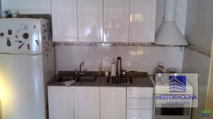 Casa en Alquiler de Dos Dormitorios con Quincho — BARIFI 350