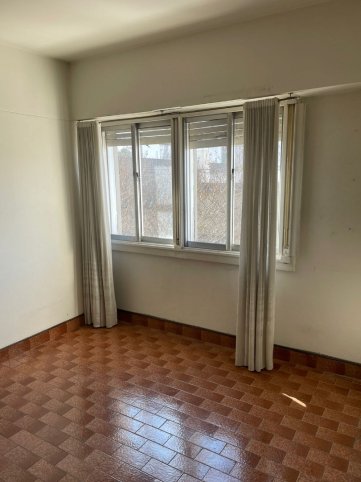 Depto 1 dorm, 30m² en San Lorenzo, sin cochera