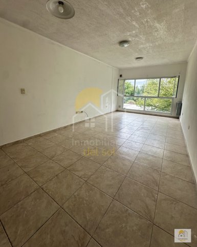 Depto monoambiente 45m² en segundo piso con ascensor