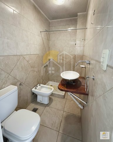 Depto monoambiente 45m² en segundo piso con ascensor