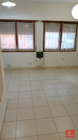Depto monoambiente 38m² en alquiler — Mitre 1117