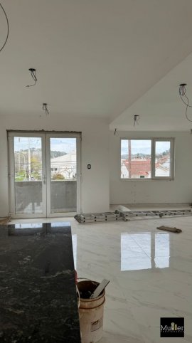Casa a estrenar de categoria, zona El Calvario