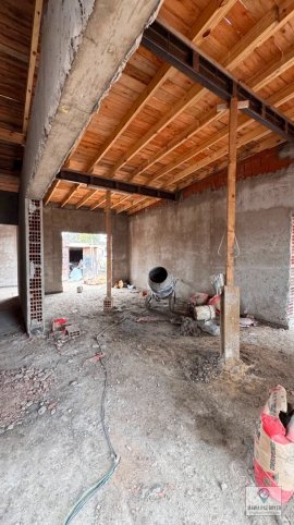 Casa en Venta Caseros 2000, 143m², 3 dorm, 1 baño, con garage