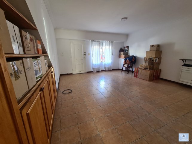 Depto 1 dorm, 50m² con cochera — 14 DE JULIO