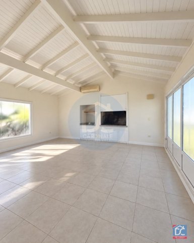 Casa en Venta Country de las Sierras, 178m², 3 dorm, 2 baños, cochera