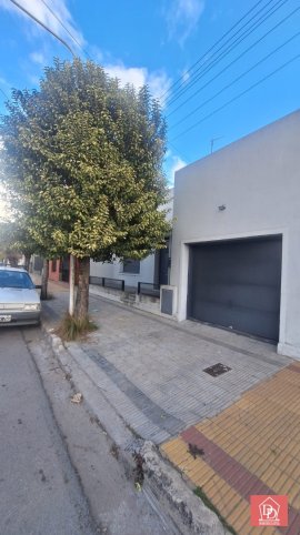 Casa en Ituzaingo N°: 1134, 3 dorm, 230m² con garage y quincho