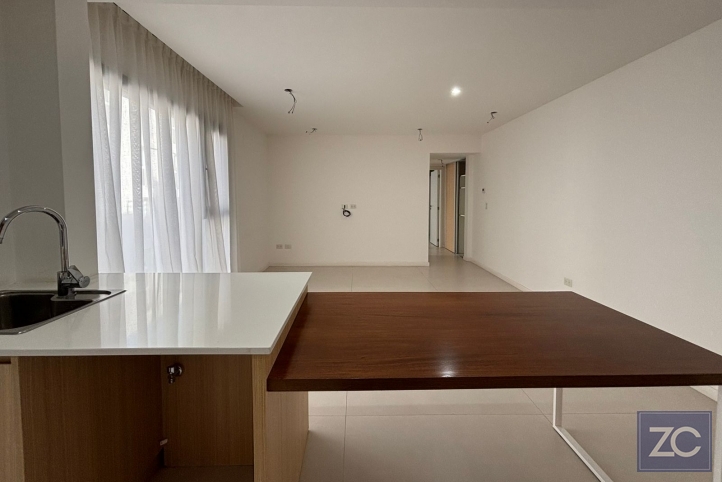 Departamento de un dormitorio en Avenida Brasil, piso 1