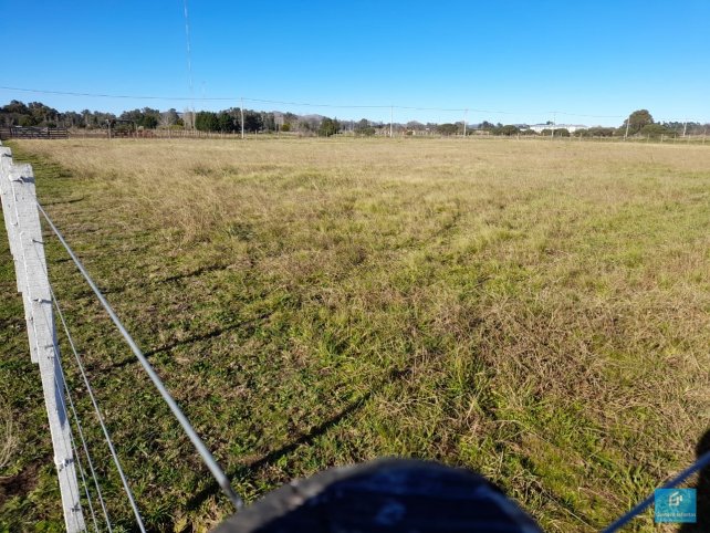 Lote en Venta en Los Huesos y Maritorena