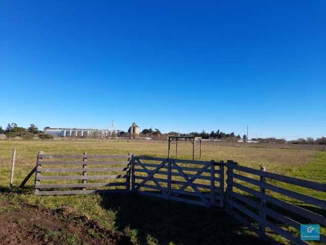 Lote en Venta en Los Huesos y Maritorena
