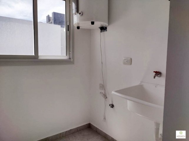 CONSTITUCION 1272 - PRIMER PISO