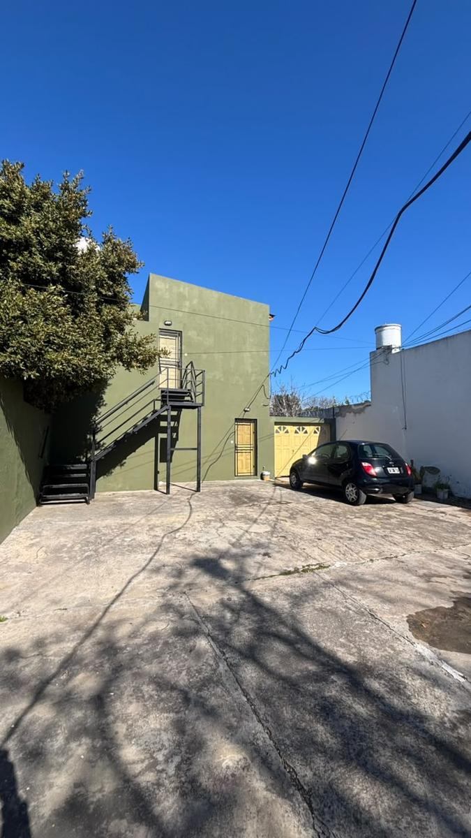 Departamento en venta — Av. Lunghi 600
