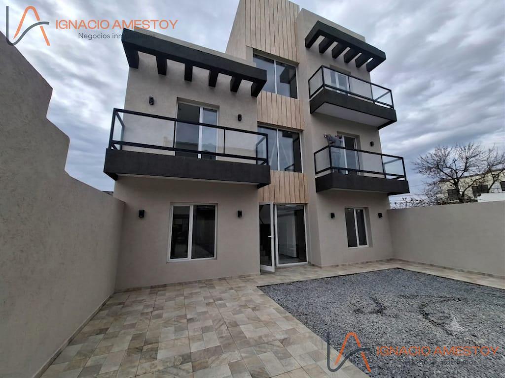 Depto a estrenar 2 amb, 45m² con patio y parrilla — 11 de Septiembre
