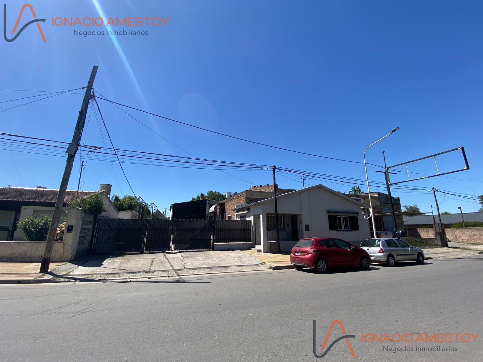 Galpón con oficinas y taller, 1100m² cubiertos — Aeronáutica Argentina